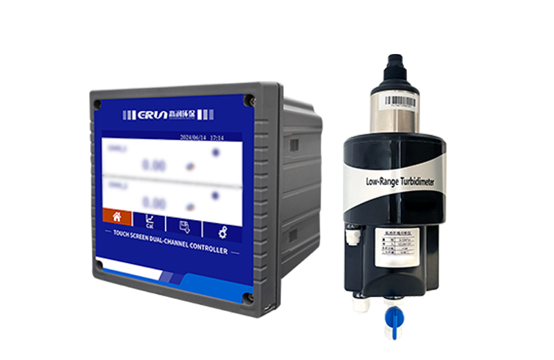 On-line low range turbidity water quality monitor